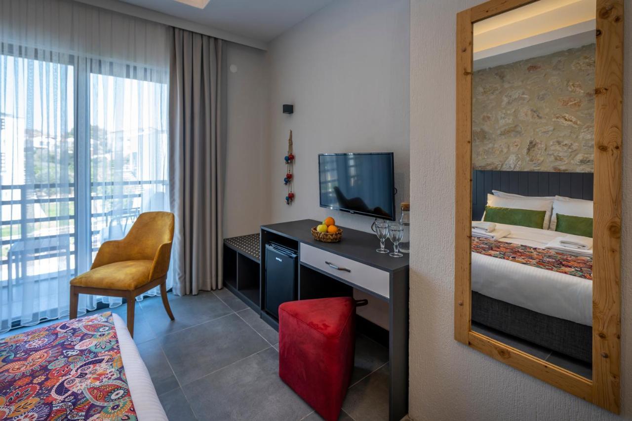Dadya Bora Hotel Emecik Bagian luar foto